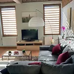 Green Lodges * Blaregnies