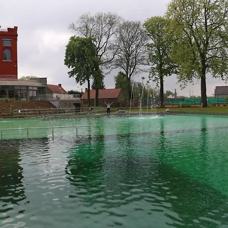 Green Lodges بيت للعطل *