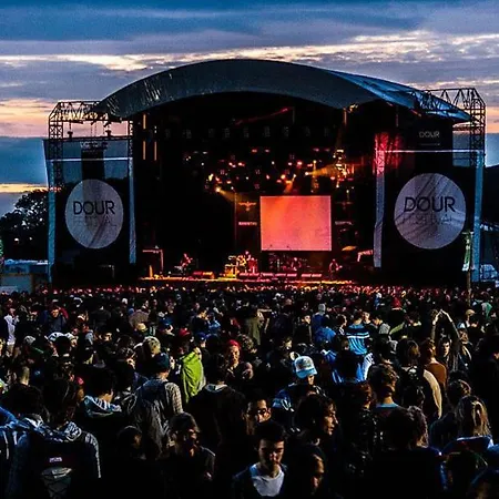 بيت للعطل Green Lodges