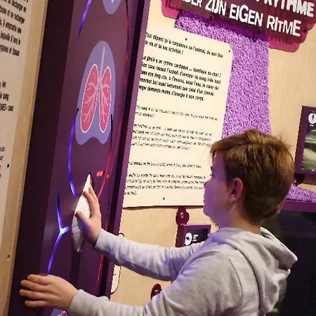 Green Lodges بيت للعطل Blaregnies