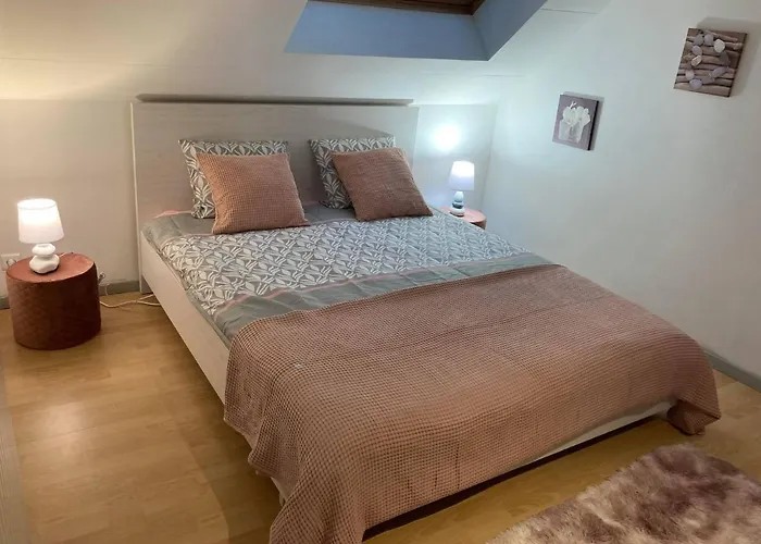 Green Lodges * Blaregnies