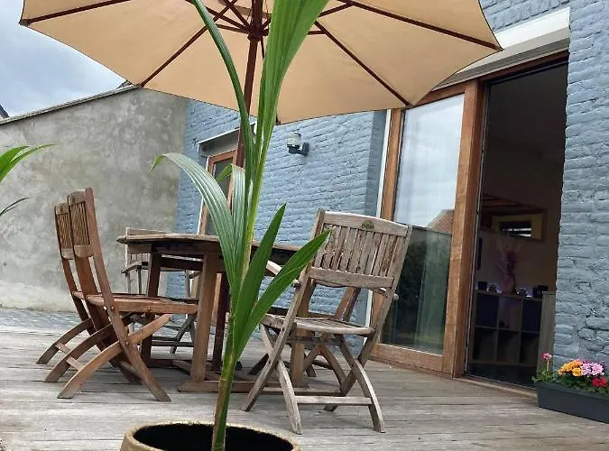 Green Lodges * Blaregnies